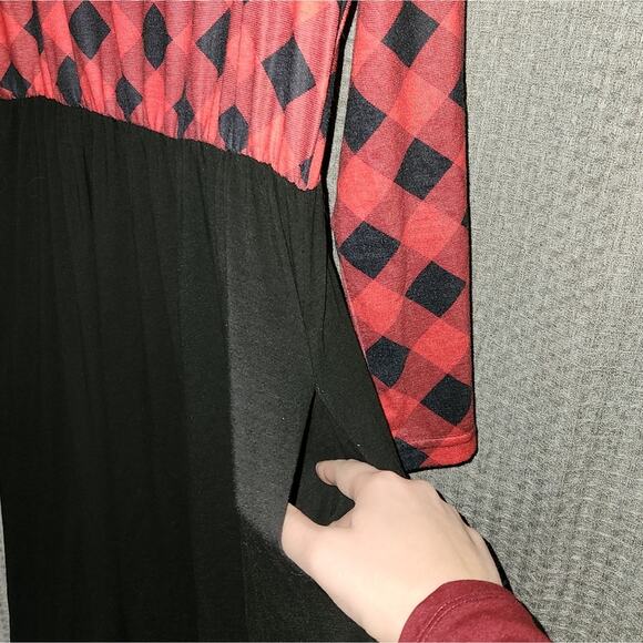 Red & Black Plaid Long Sleeve Maxi Dress with Pockets | Size Large - Picture 6 of 6